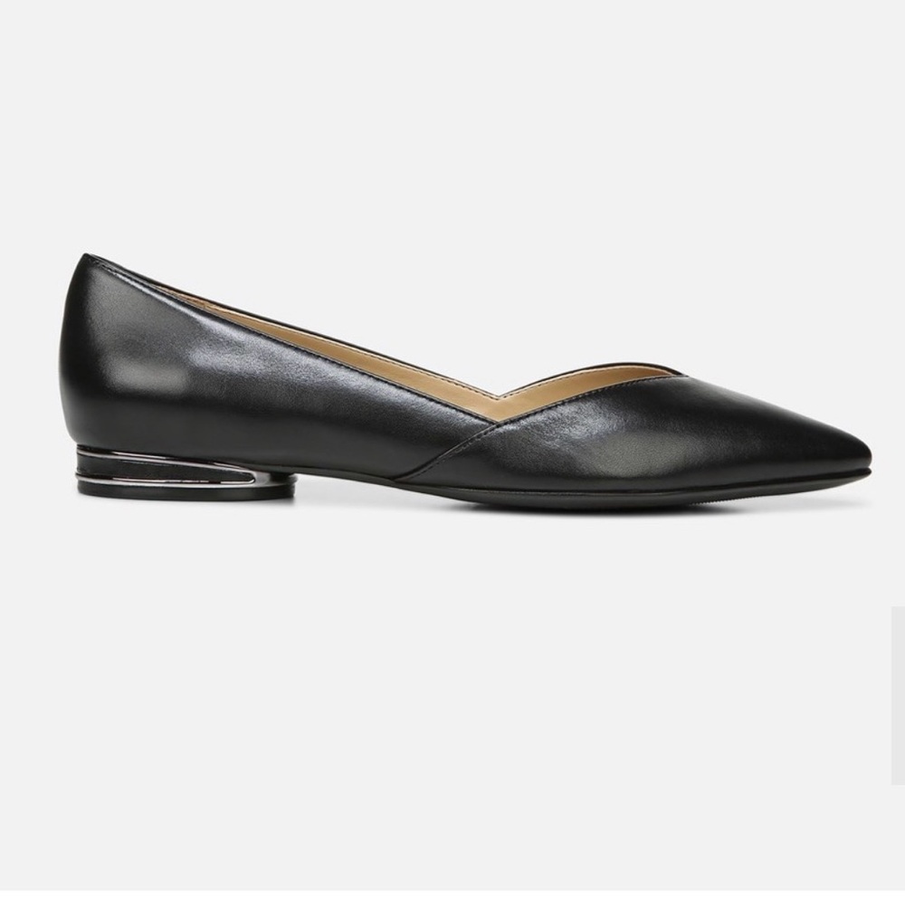 Naturalizer Black Leather Flats